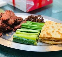 Crispy Eel with Home-style Flatbread