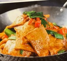 Spicy Pot-Braised Tofu with Leaves