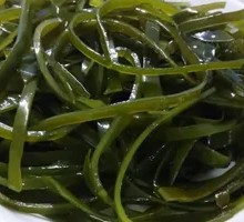 Thin seaweed strips