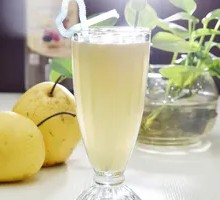 Freshly Squeezed Pear Juice