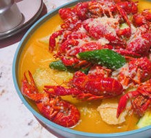 Golden Soup Garlic Crawfish