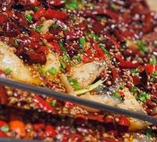 Sichuan-style boiled snakehead fish with bamboo shoots