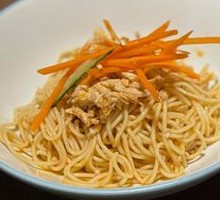 Sichuan-style Chicken Noodles