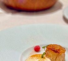 Pan-Seared Scallops with Mashed Potatoes