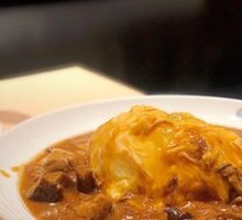 Beef with Seven Mushrooms Omelette Rice