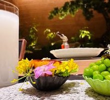 Caramelized Mango Foie Gras with Spring Mung Bean Caviar