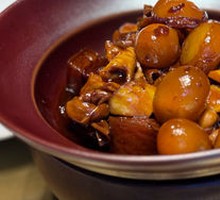 Braised Pork Belly with Quail Eggs