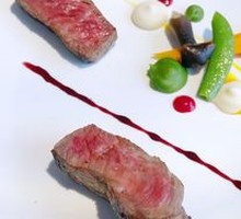 Low-Temperature Smoked Steak