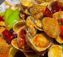 Spicy Stir-Fried Clams