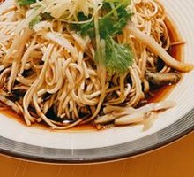 Yangzhou Boiled Vermicelli with Shredded Tofu