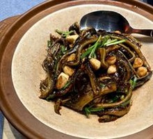Huai'an Soft-Boiled Eel with Bridge Sauce