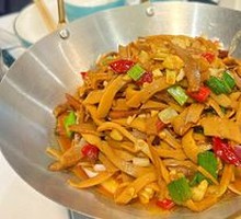 Stewed Bamboo Shoots in Oil