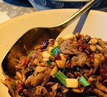 Stir-fried Ningxiang Pork with Dried Chilies