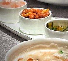 Scallop and Shrimp Pot Rice Porridge