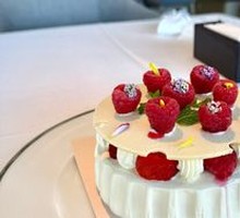 Fresh Berry Cheesecake