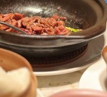 Stir-fried Beef Brisket with Ginger and Scallions