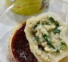 Large-filled mackerel dumplings