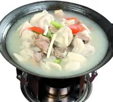 Stir-fried Lamb with Radish in Iron Pot