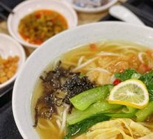 Sour Bamboo Shoot and Pork Rib Noodles
