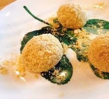 Signature Burst Beef Roll