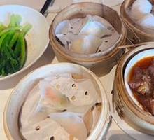 Jade Pool Crab Roe Shrimp Dumplings