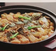 Braised Yellow Croaker with Puning Bean Paste