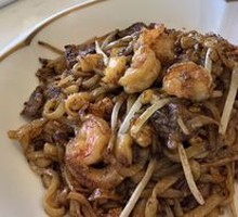 Burnt Pot Stir-Fried Noodles