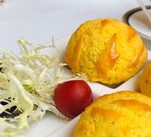 Cuiyuan Pineapple Bun