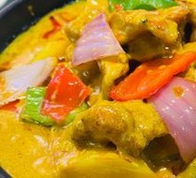 Secret-Recipe Curry Chicken Pot