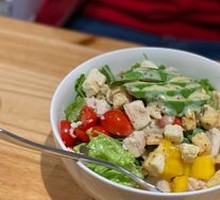 Grilled Chicken Avocado Mango Salad