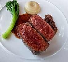 Australian M5 Filet Steak