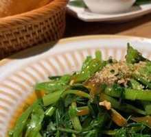 Spicy Garlic Chili Bean Sprouts