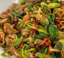 Braised Pork Trotter with Boneless Meat