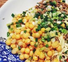 Classic Spicy Pea Noodles