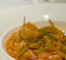 Qingdao Shrimp with Jiaozhou Cabbage
