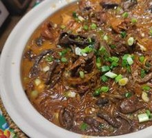 Braised Chicken with Mushrooms and Vermicelli