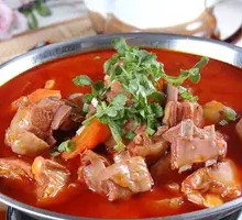 Stewed Pork Ribs in Iron Pot