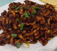 Beijing-style Shredded Pork in Soy Sauce