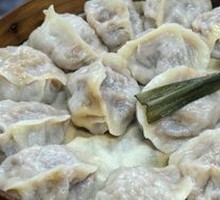 Beef and Scallion Steamed Dumplings