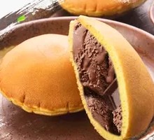 Chocolate Fresh Cheese Onigiri