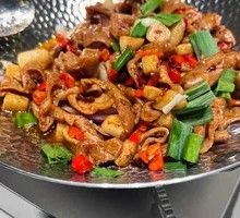 Spicy Pork Intestines Stir-fry