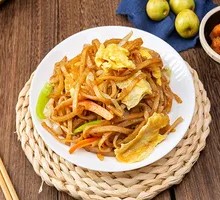 Stir-fried Napa Cabbage and Egg Noodles