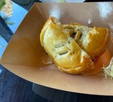 Chicken Curry Puffs