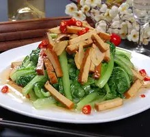 Spicy Pepper and Dried Tofu Rice Bowl