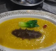 Health-Preserving Millet with Sea Cucumber
