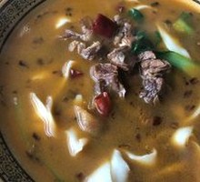 Signature Braised Beef Noodles