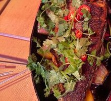 Sautéed Crucian Carp on Iron Plate