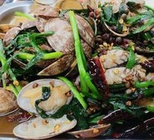 Spicy Stir-Fried Clams