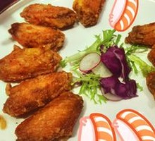 Chuanfu Garlic Chicken Wings