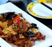 Sour Stir-Fried Egg with Wood Ear Mushrooms